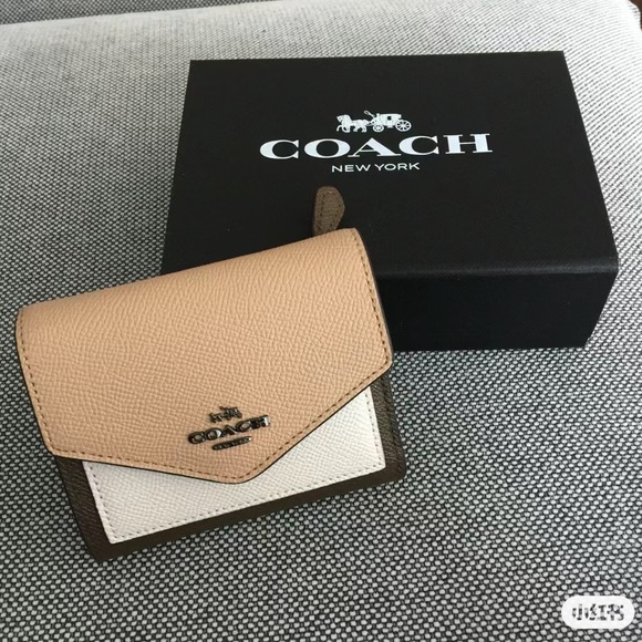 Coach Wallet - Pink Brown - Picture 2 of 8